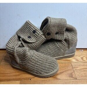 UGG Australia Classic Cardy Boots Womens Size 6 Tan Knit Button Sweater 5819
